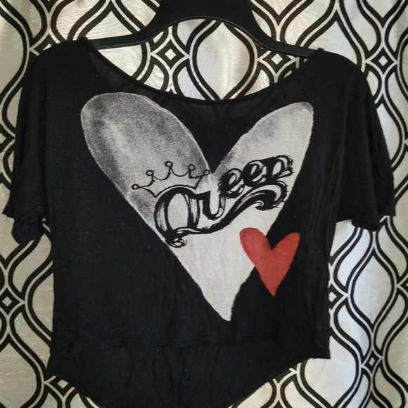 Crop Top - Picture 2 of 6